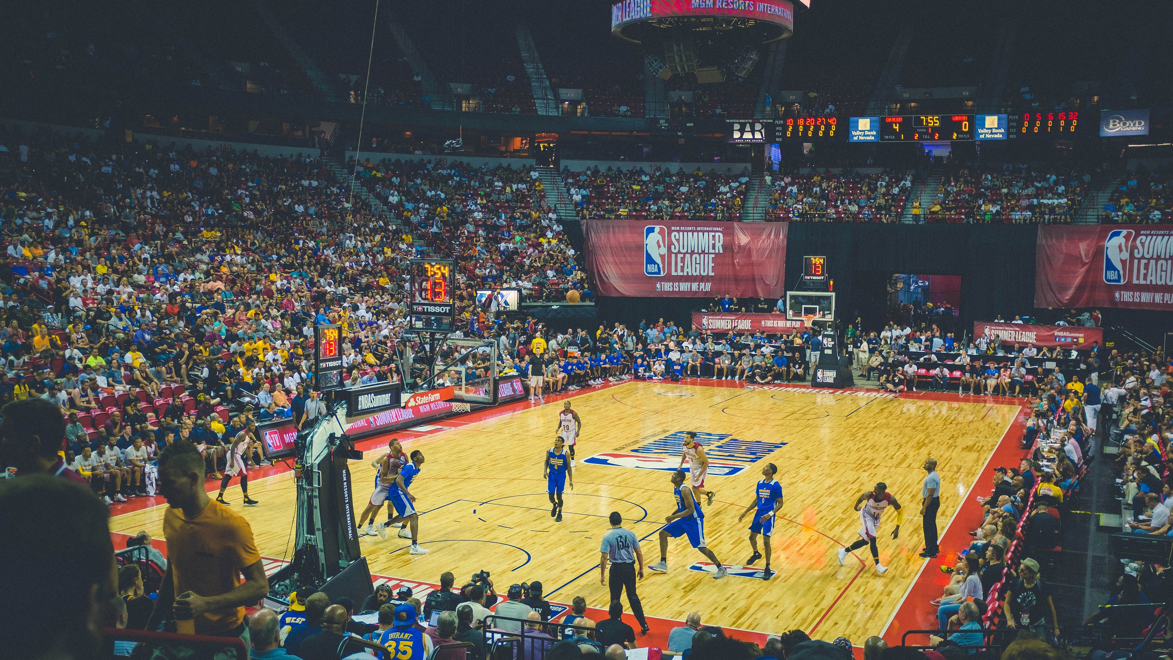 “霍斯特的技术与智慧，南非羚羊队的胜利保障”