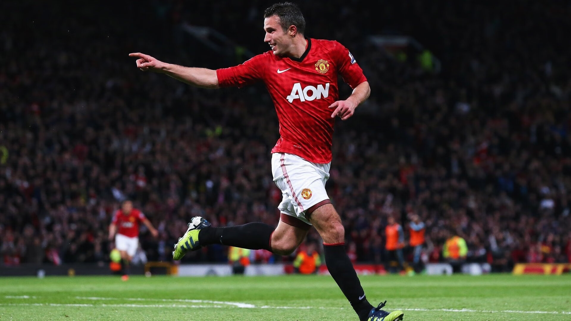 球技爆炸：超级球星的绝技绝杀瞬间，足球球星绝技